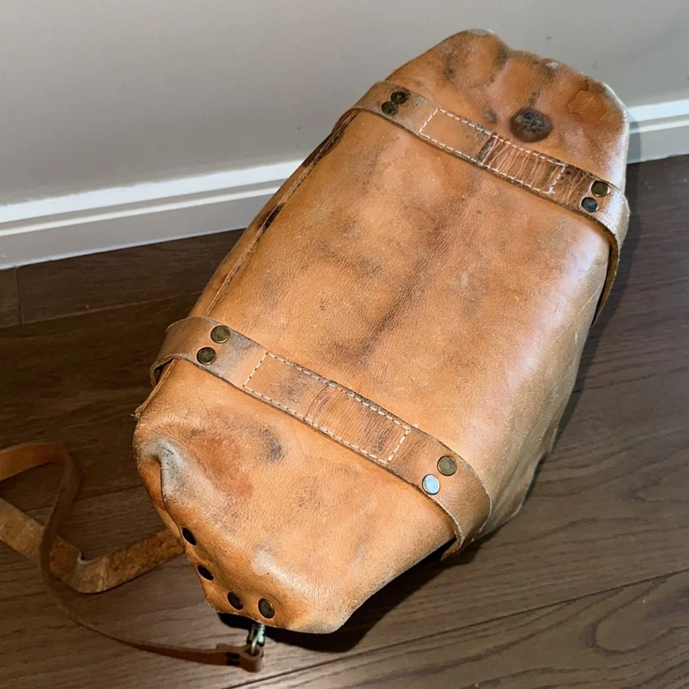 Poglia Porter Hat Holder Weather Aged Tan Beige Brown Leather Bag